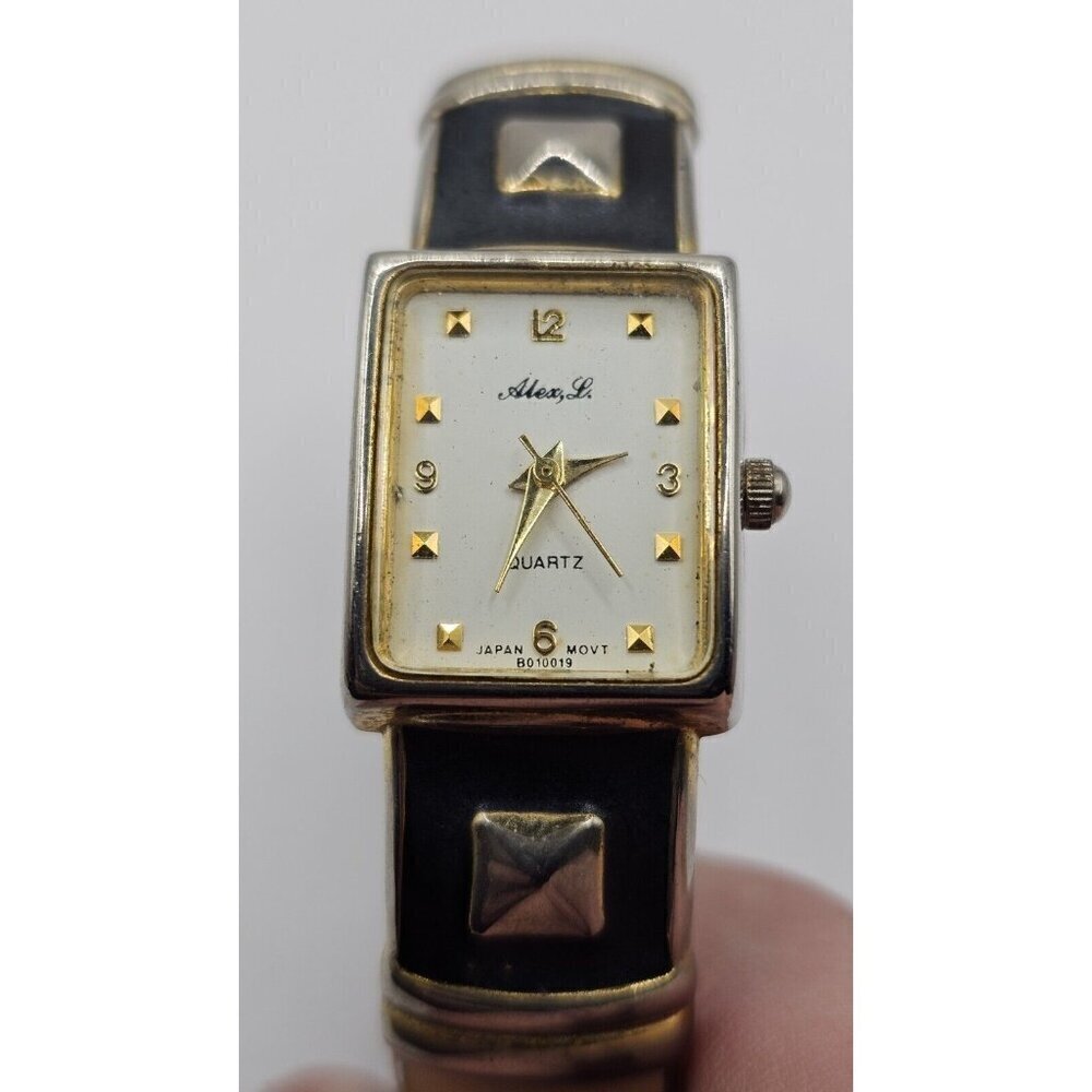 Vintage Alex, L. Analog Wristwatch with Quartz Movement Cuff Band Japan Moment